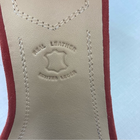 Bugatti Suede Sandals with Heel. - Picture 6 of 9